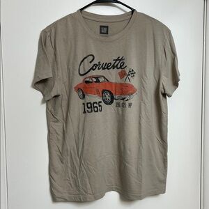 GM Corvette 1965 Graphic Tee - Tan